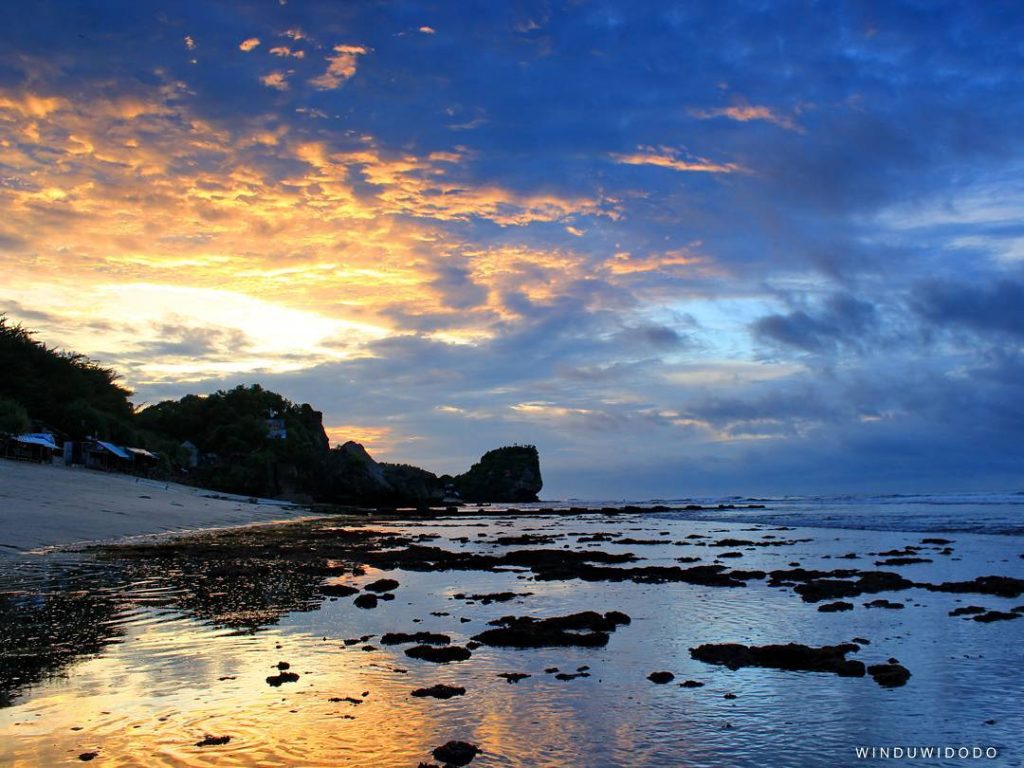 Foto Pantai Somandeng